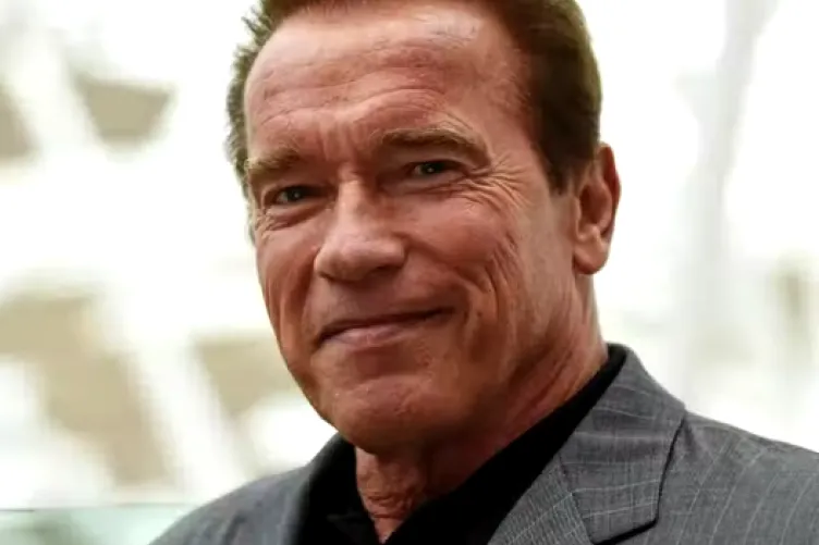 A picture of the former governor of California Arnold Schwarzenegger