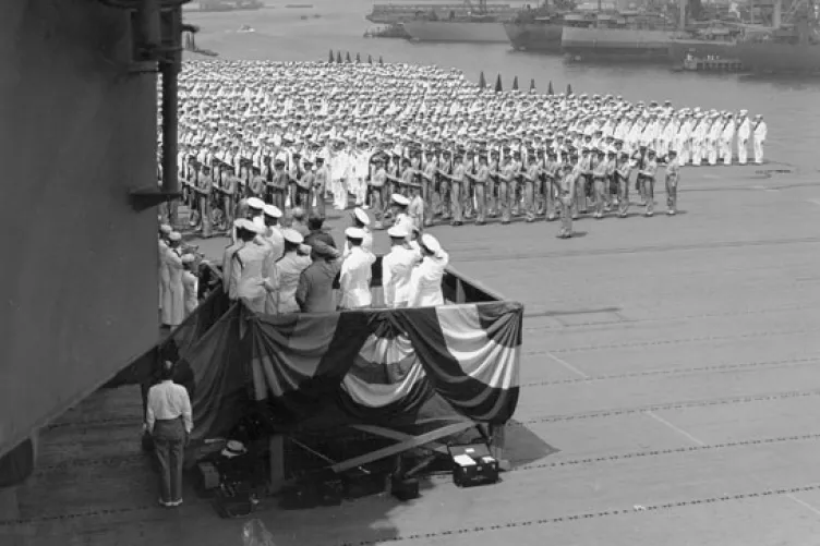 old image of the uss intrepid