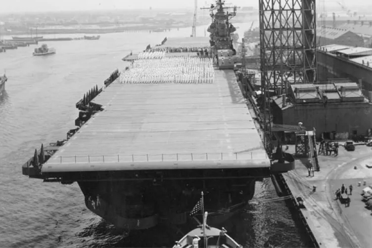 old image of the uss intrepid